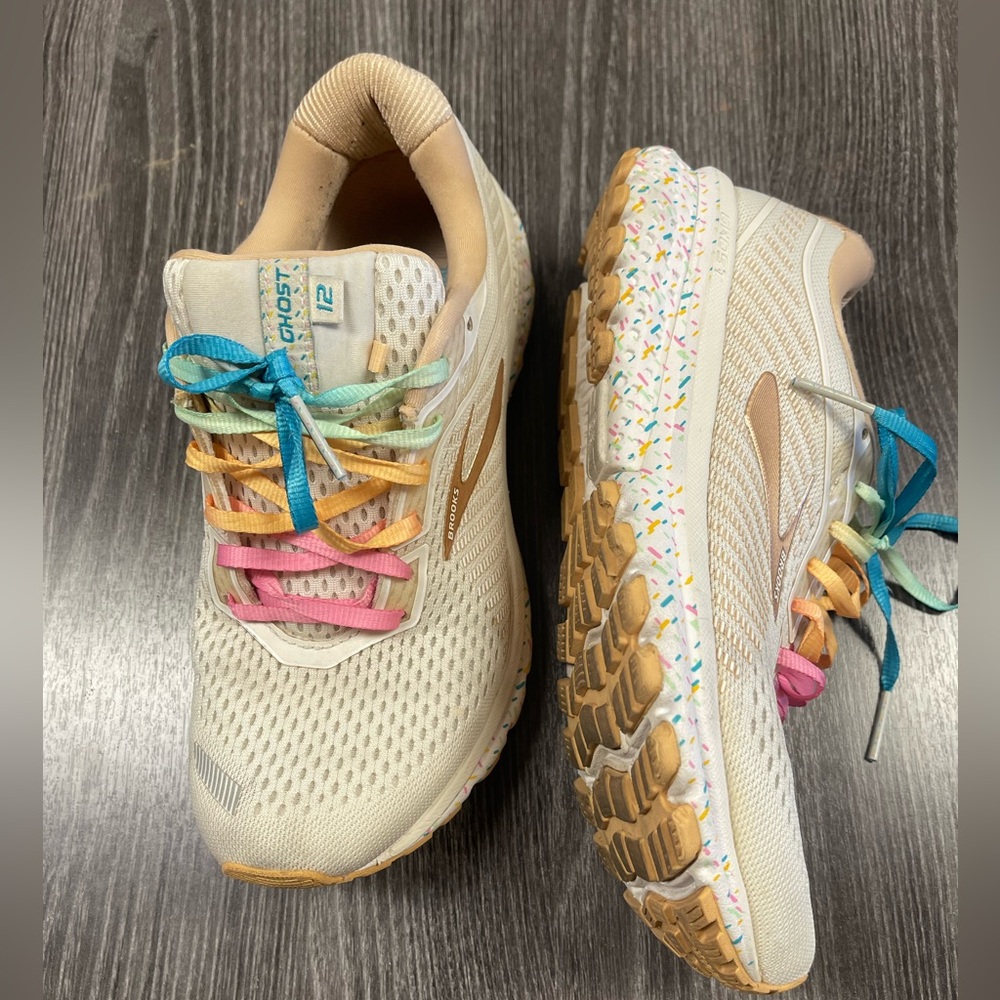 Brooks ghost running shoes sz 7.5